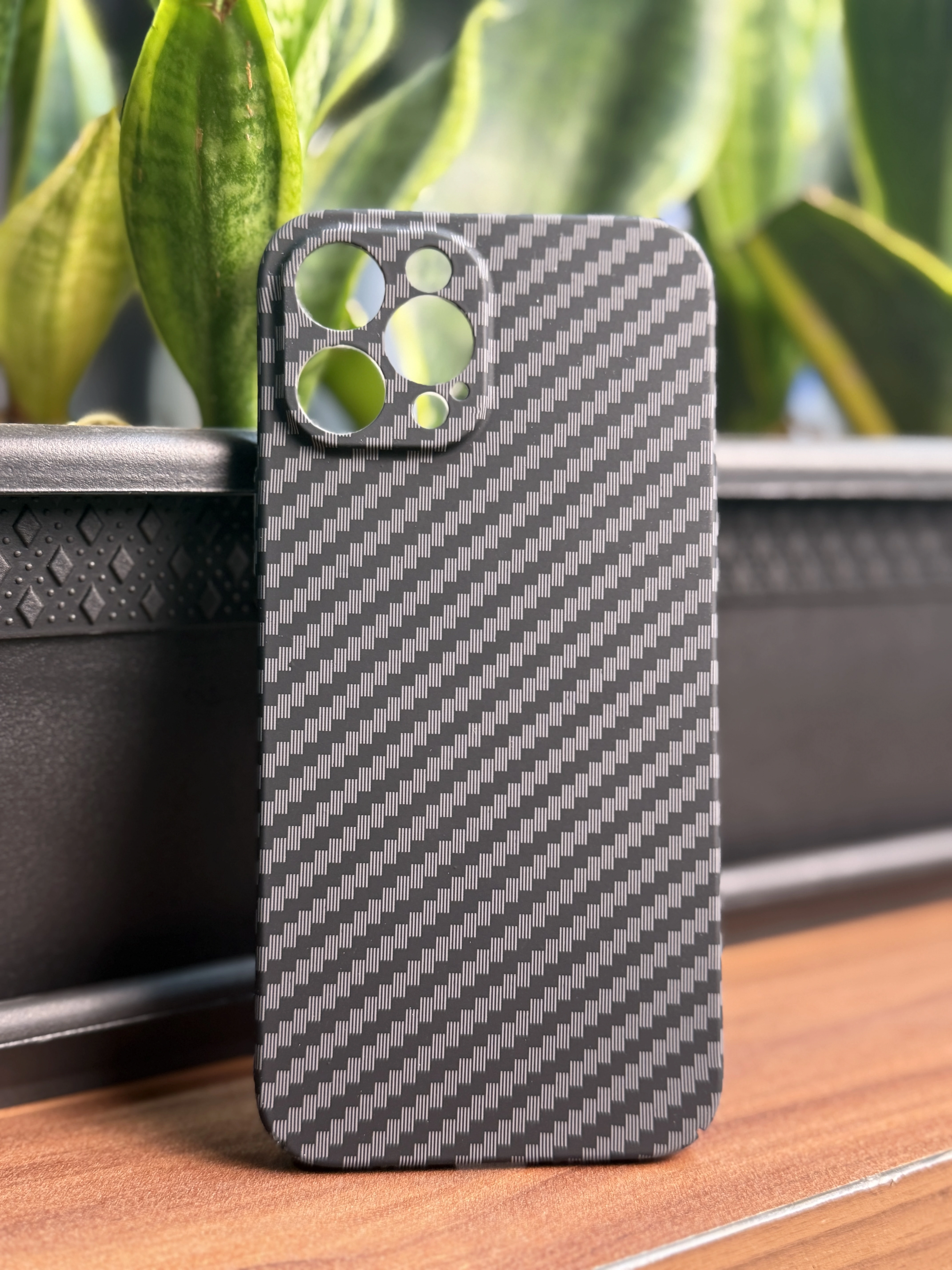 قاب کربنی Berlia مدل iphone 12 Pro Max